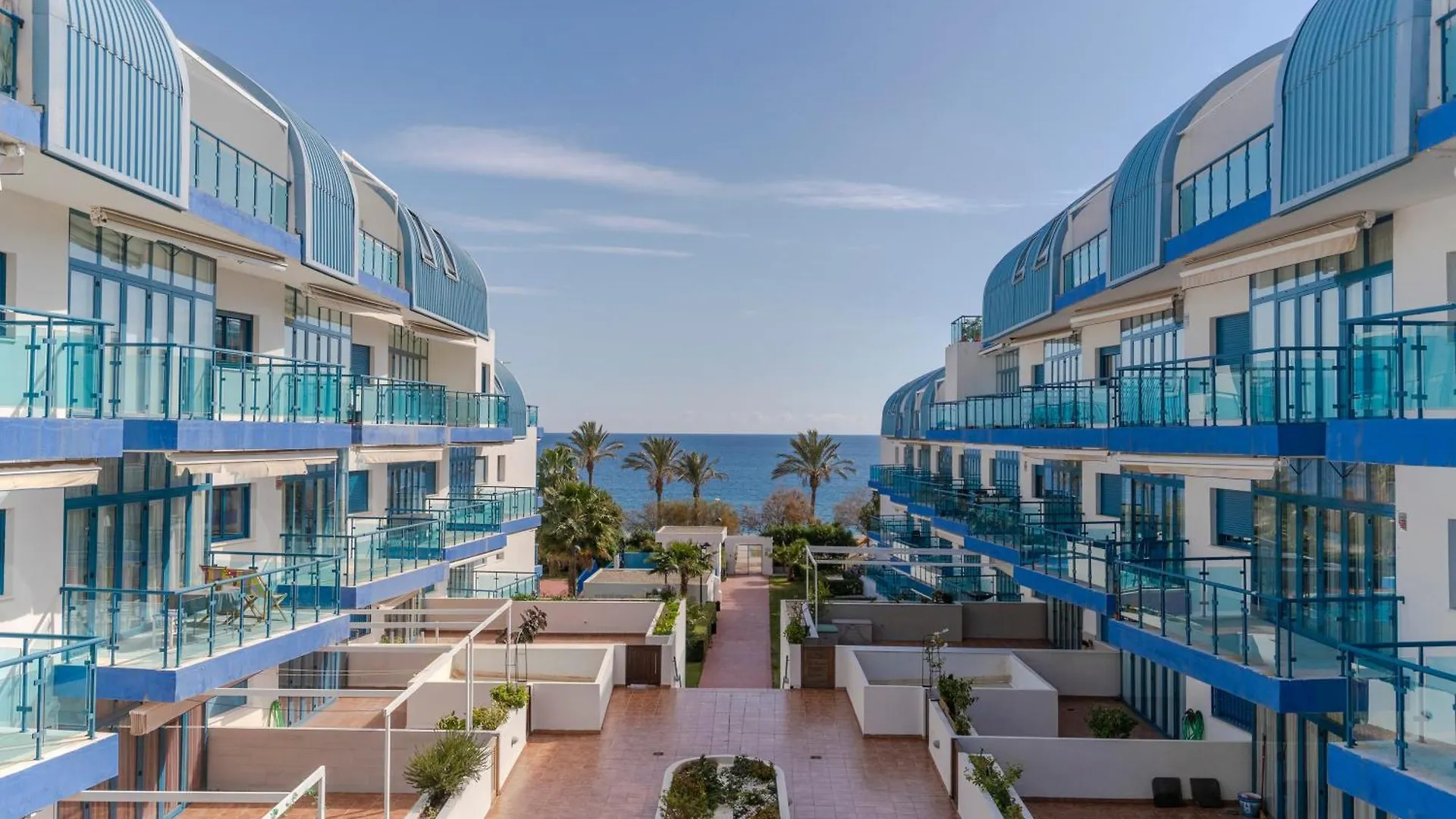 Rentitspain Castell Playa, Vistas Y Parking Castell de Ferro Spain