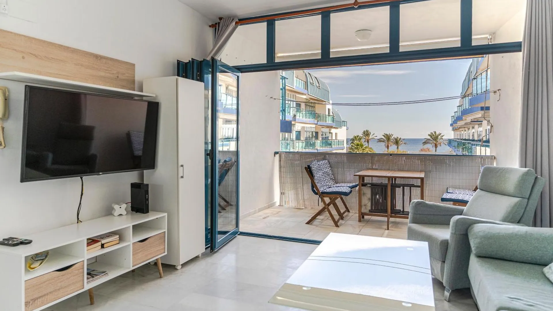 Rentitspain Castell Playa, Vistas Y Parking Castell de Ferro 0*,