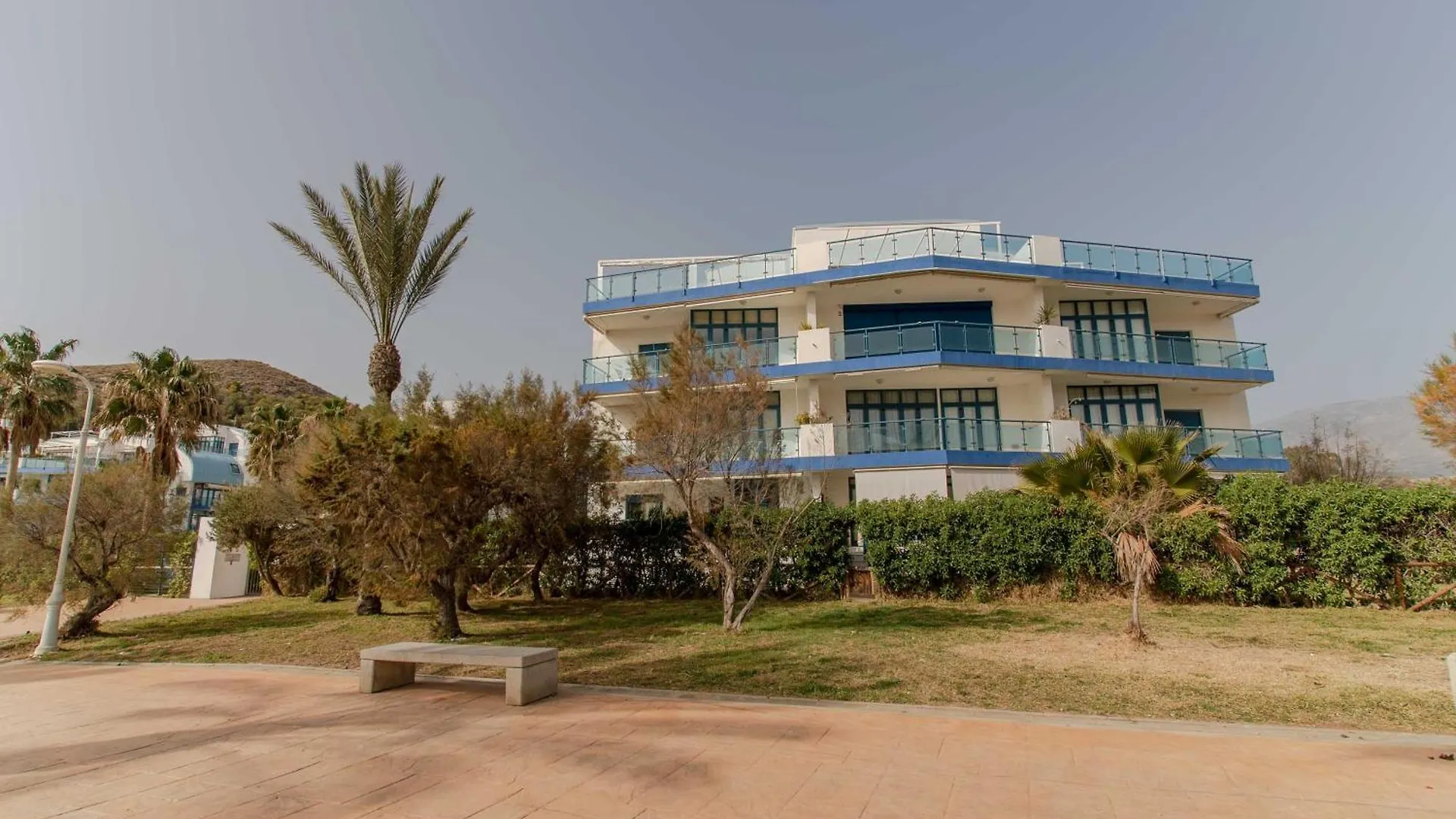 Rentitspain Castell Playa, Vistas Y Parking カステル・デ・フェロ 0*,  スペイン
